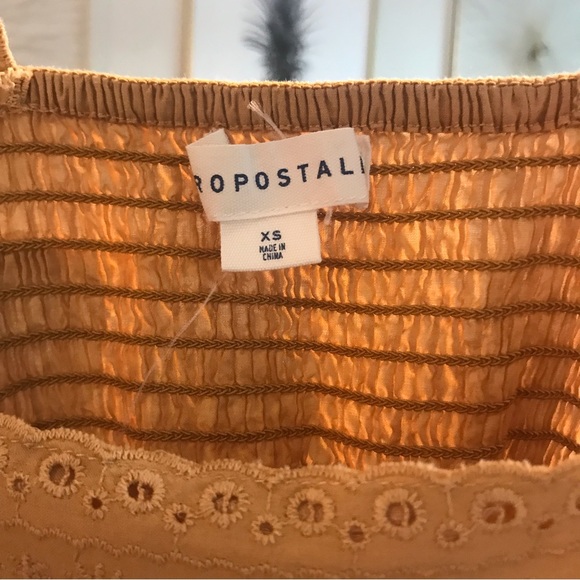 Camel color blouse - Picture 2 of 2